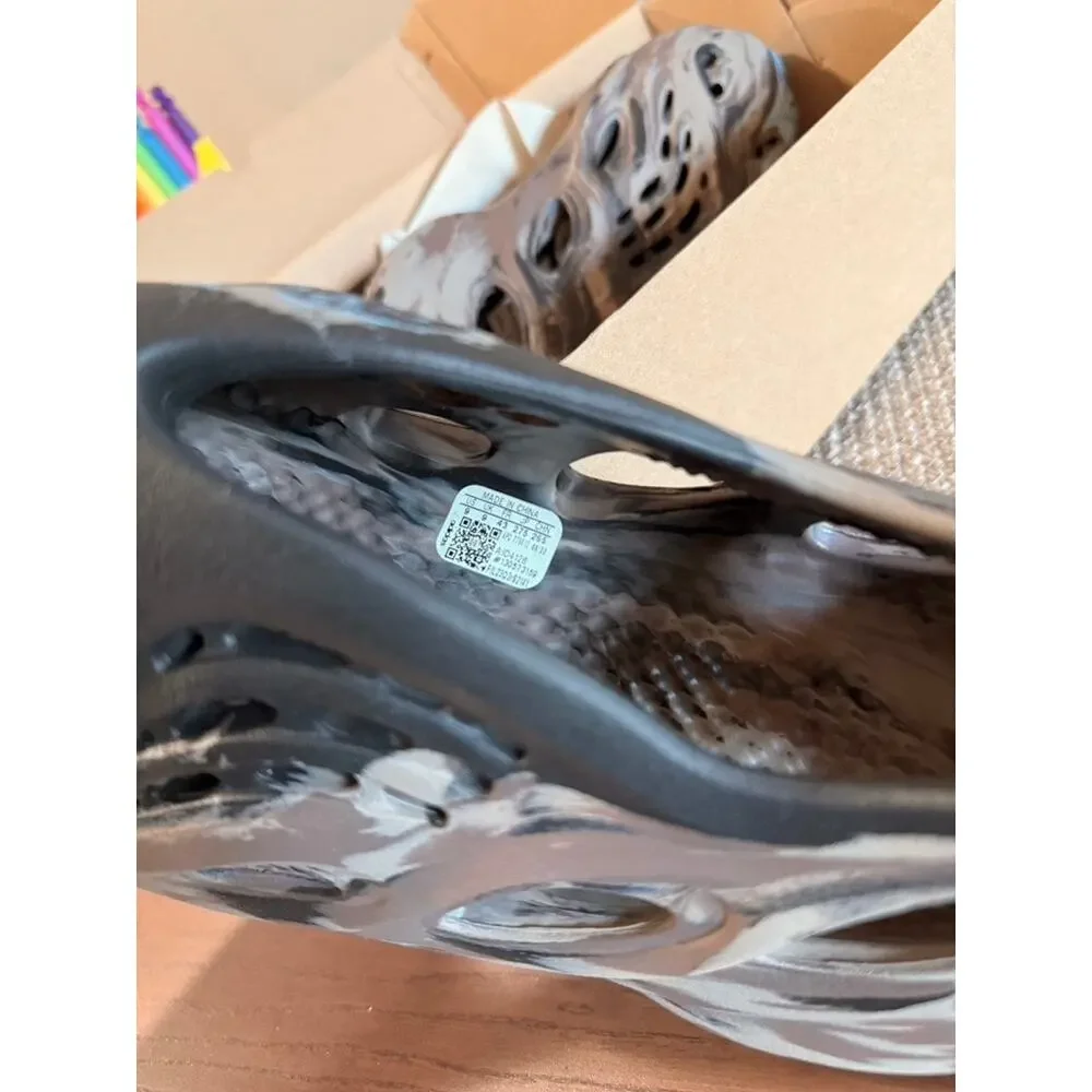 adidas Yeezy Foam RNR MX Cinder Stone Salt Mist Granite Slide Runner RNNR